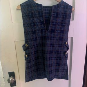 Mint condition vintage retro vest and pant suit set. Slight bell bottom.